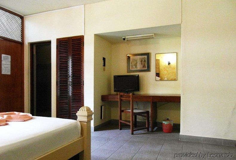 Yoho Rivi Ras Hotel 마운트 라비니아 객실 사진