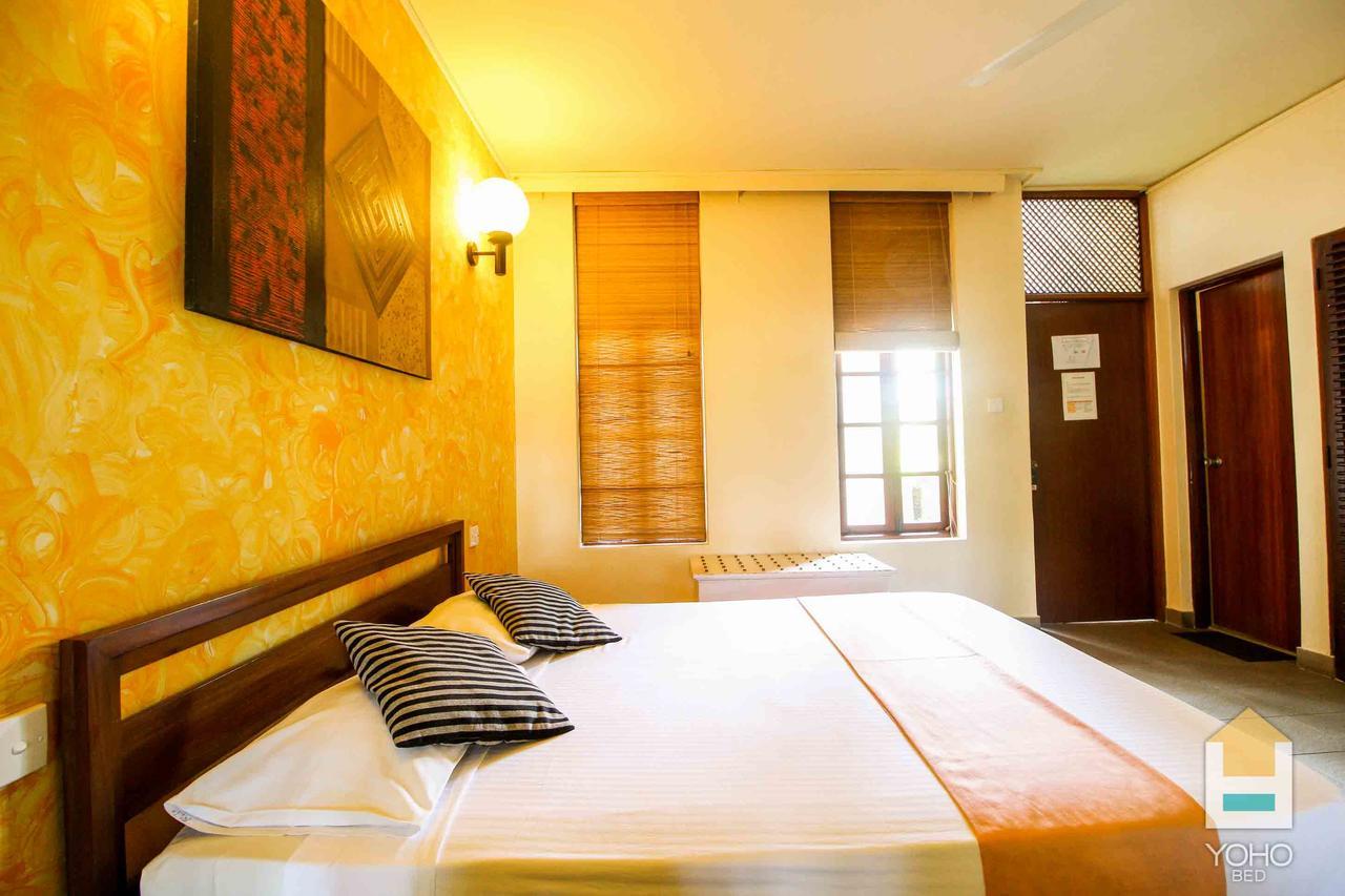 Yoho Rivi Ras Hotel 마운트 라비니아 외부 사진
