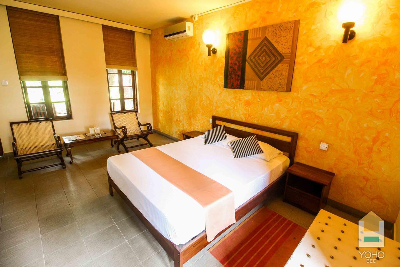 Yoho Rivi Ras Hotel 마운트 라비니아 외부 사진